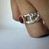 The Queen Ring