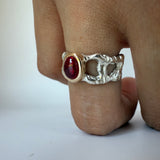 The Queen Ring