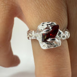 Claw Ring